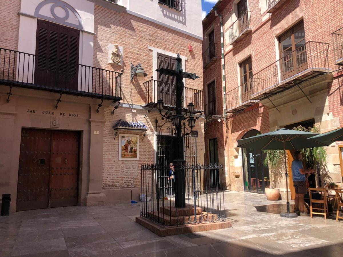Appartement La Gitana Y El Rey Sol à Málaga Extérieur photo